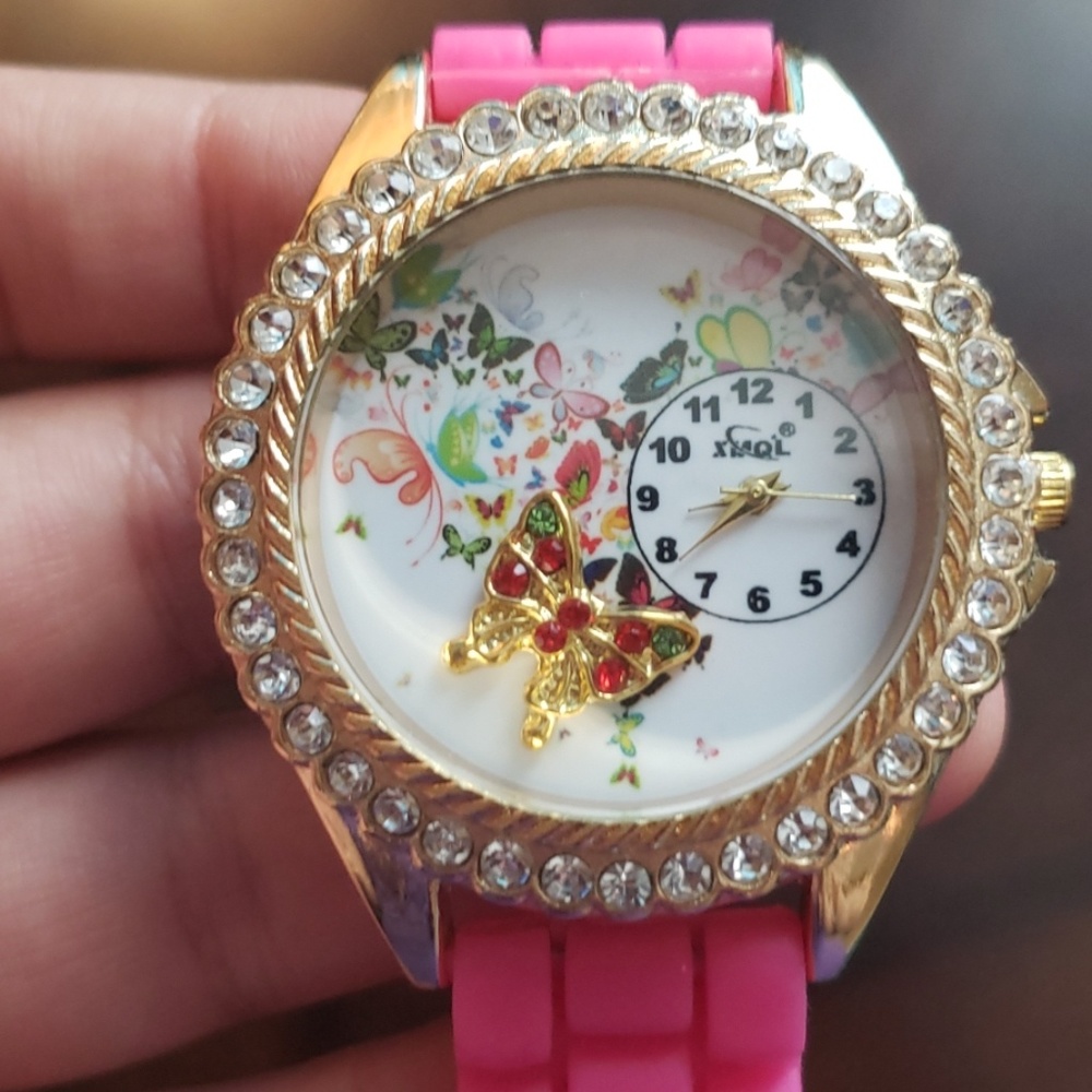 Watch - Picture 2 of 4